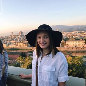 Meet your Posher, Erika